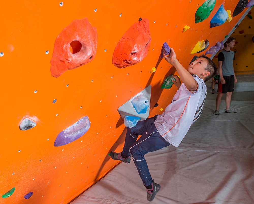 Kids Indoor Climbing Classes Alaska Rock Gym