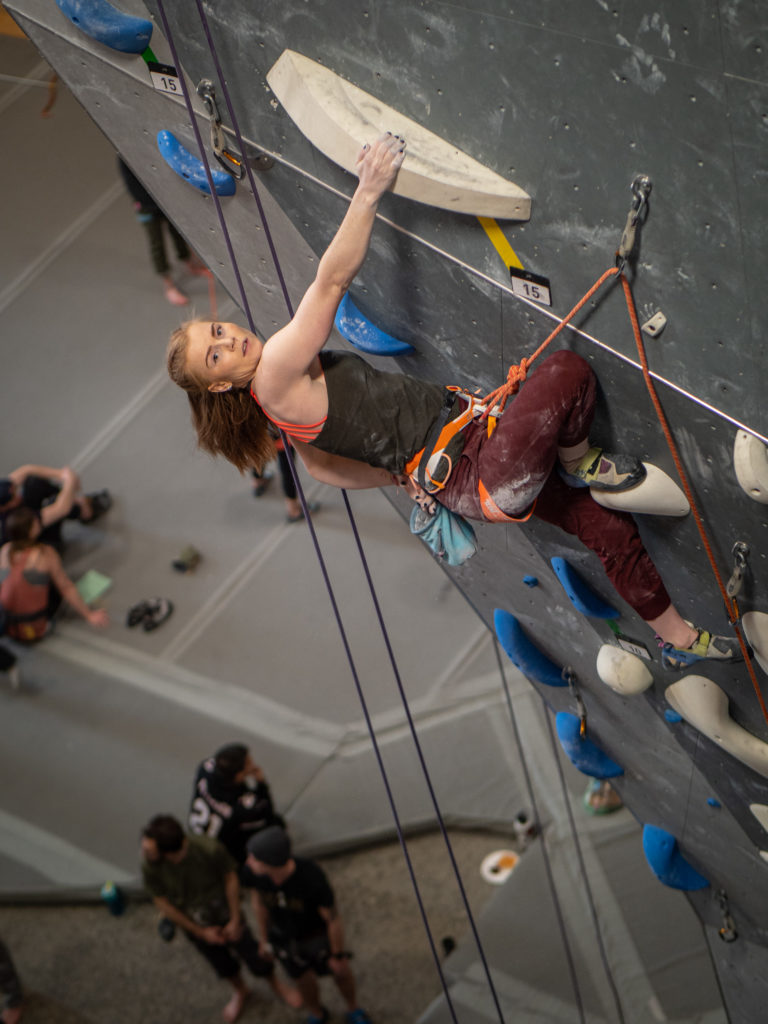female lead climber - competition